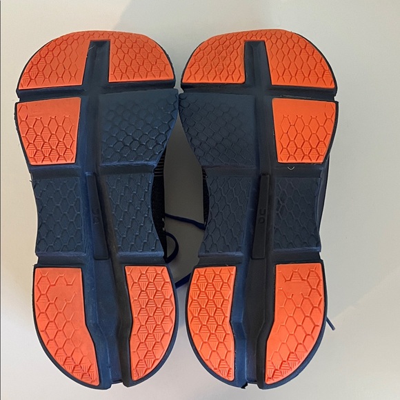 On Running Navy and Orange Athletic Shoes - Picture 3 of 9